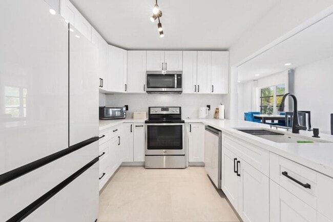 Photo - 245 Sandpiper Avenue House