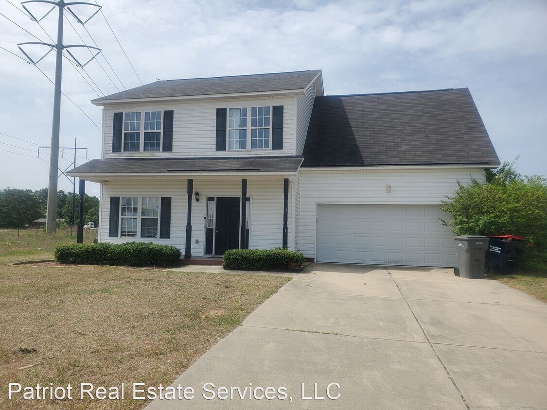 Foto principal - 4 br, 2 bath House - 417 Lewis Clark Drive