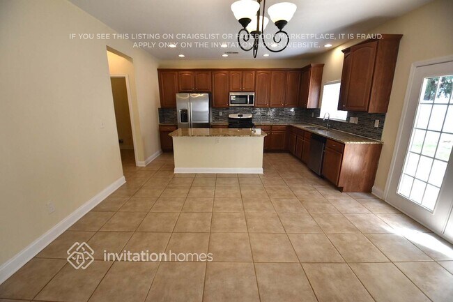 Foto del edificio - 112 Waterlynn Club Dr