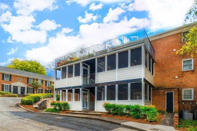 Building Photo - 1101 Collier Rd NW