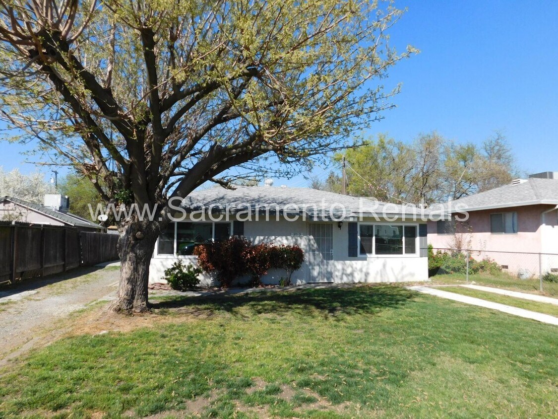 Primary Photo - 2 br, 1 bath House - 3019 32nd Avenue
