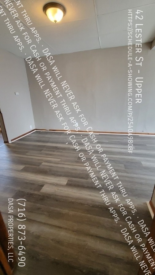 Building Photo - 42 Lester St