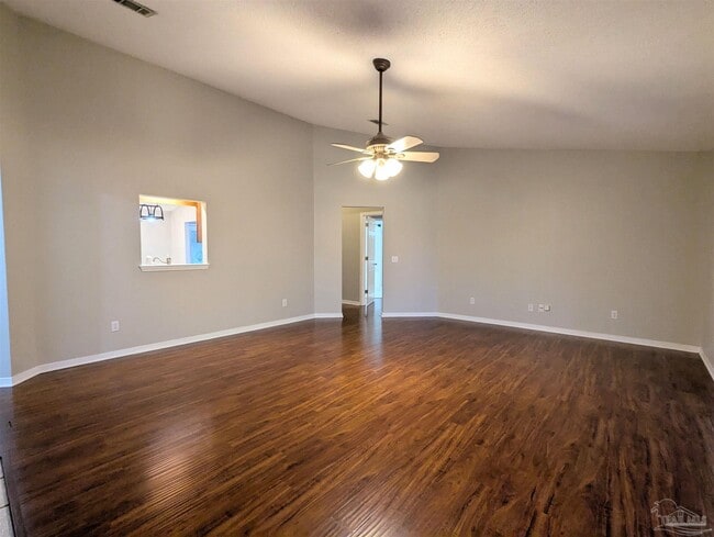 Foto del edificio - 1909 Southwind Cir