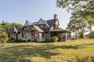 Building Photo - 378 Mill Rd