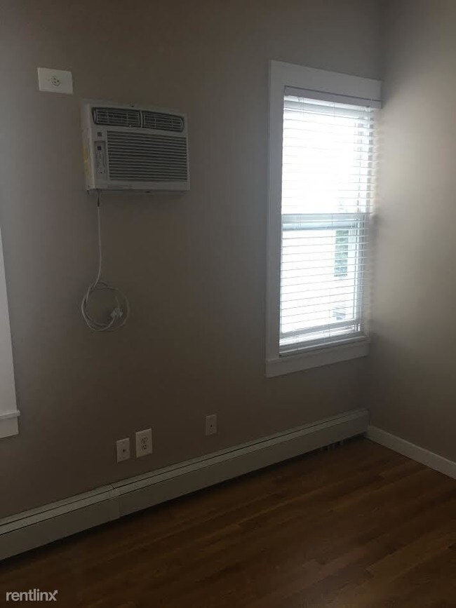 Foto del edificio - 6604 79th St