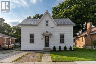 Building Photo - 276 Edward St