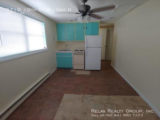 Building Photo - bedroom in Bradenton FL 34205-9152