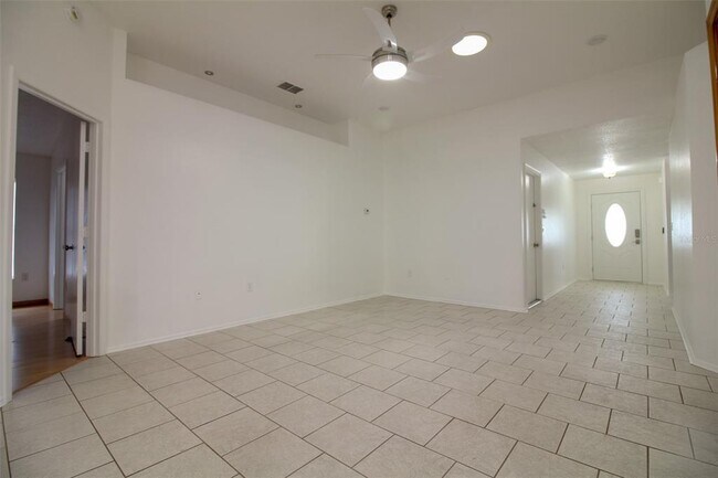 Foto del edificio - 3150 Big Valley Dr