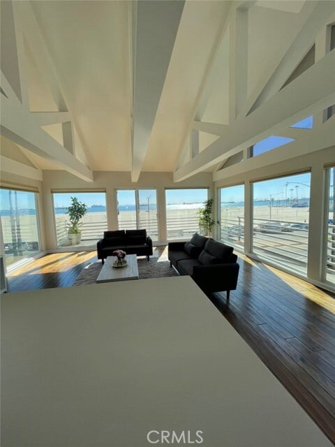 Foto del edificio - 5225 E Ocean Blvd