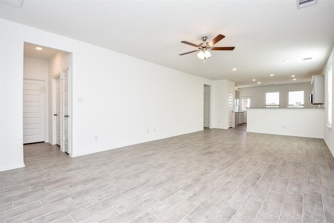 Building Photo - 5714 Tabula Rasa Dr