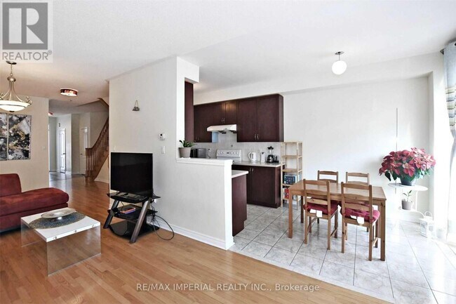 Photo du bâtiment - 8 Townwood Dr