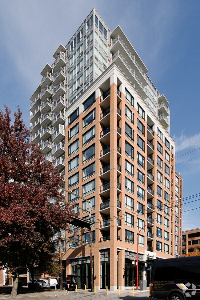 BLUESKY Chinatown Apartments 183 E St Vancouver, BC