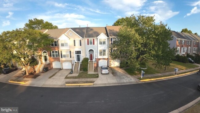 Foto del edificio - 46740 Graham Cove Square
