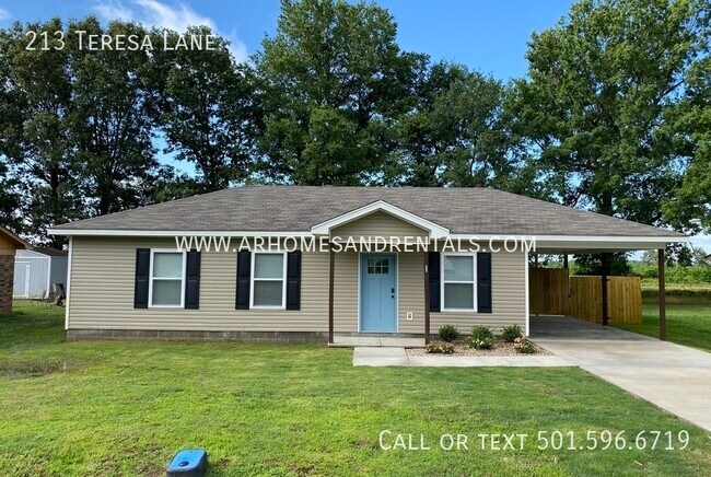 Building Photo - 213 Teresa Lane | $1295 | 3 beds, 1 full bath