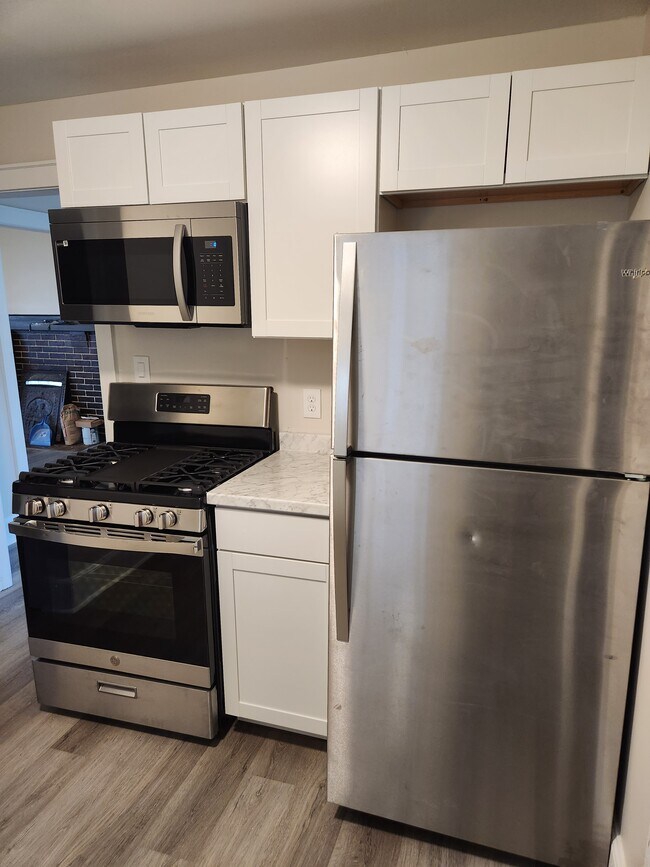 Cocina - 516 W End Ave