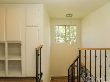 Building Photo - 10420 Bogardus Ave