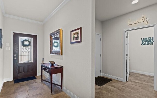 Foto del edificio - PRICE REDUCTION - NEW IN MANAGEMENT - COMI...