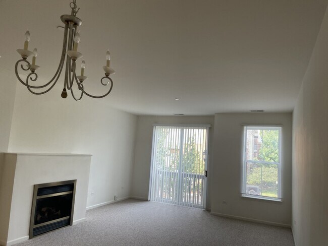 Foto del edificio - 1914 Farnsworth Ln