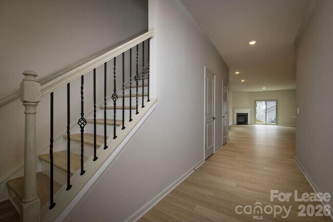 Building Photo - 1709 Heron Ct