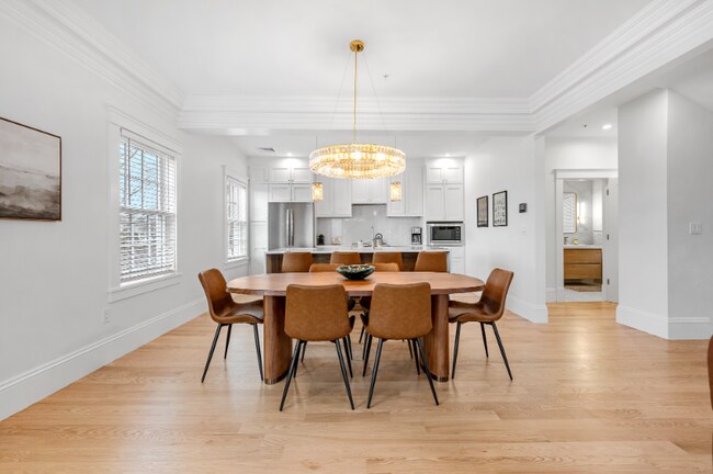 Building Photo - 30 E Main St