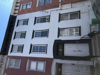 Primary Photo - 125 N Duke St