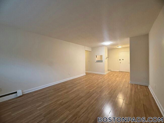 Building Photo - 66 Homer Ave