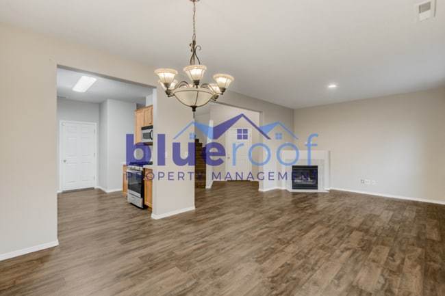 Building Photo - 17033 SW Red Leaf Pl