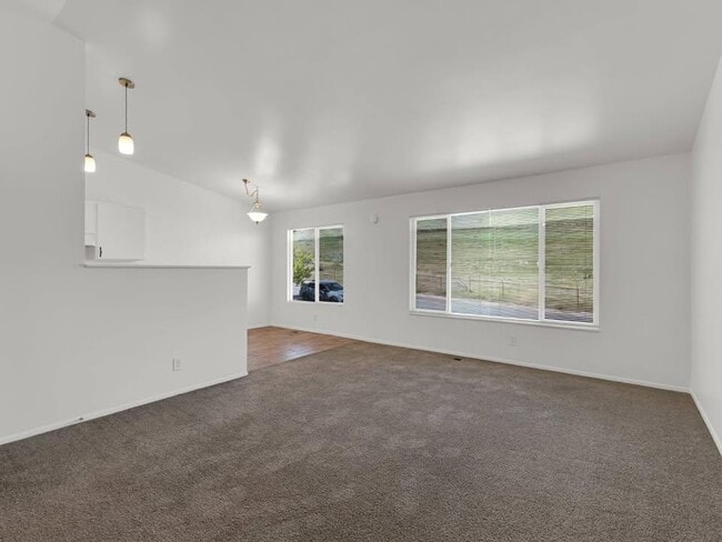 Building Photo - 3145 S 9200 W