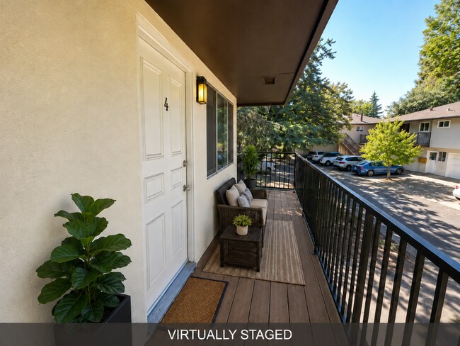 Building Photo - Updated 2 bedroom 1 bath condo in a quiet park like setting with a community pool