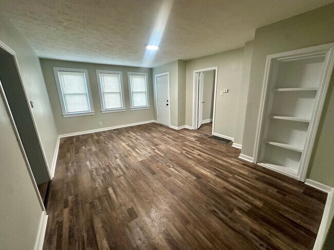 Foto del edificio - 3 Bedroom, Main Level Primary Bedroom