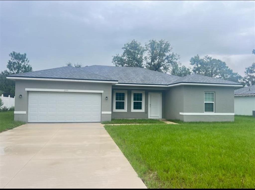 Foto principal - 1910 Lakeview Ln