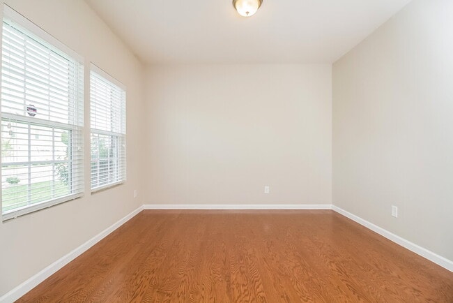 Building Photo - 3013 Haviland Way