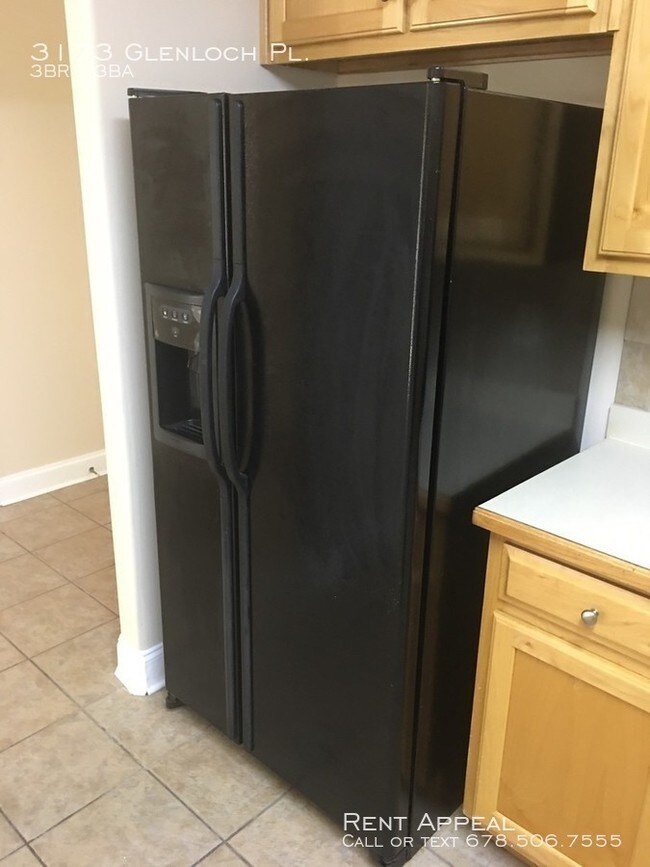 Foto del edificio - 3173 Glenloch Pl