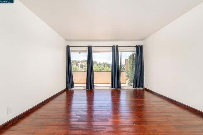 Foto del edificio - 2345 Paloma Ct