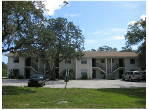 Primary Photo - 1727 Avocado Ave