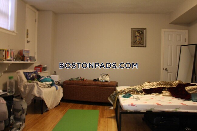 Foto del edificio - 120 Charles St