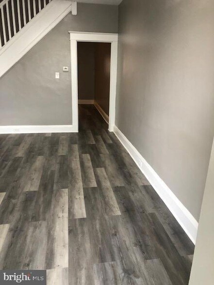 Foto del edificio - 5124 Harford Rd