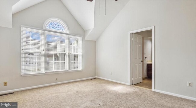 Building Photo - 3915 Clares Ct