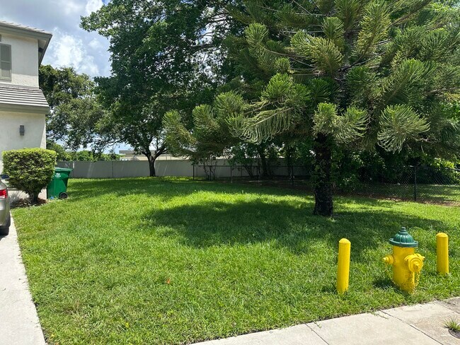 Foto del edificio - 9201 SW 20th St