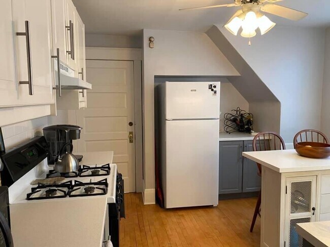 Foto del edificio - 6904 W Lloyd St