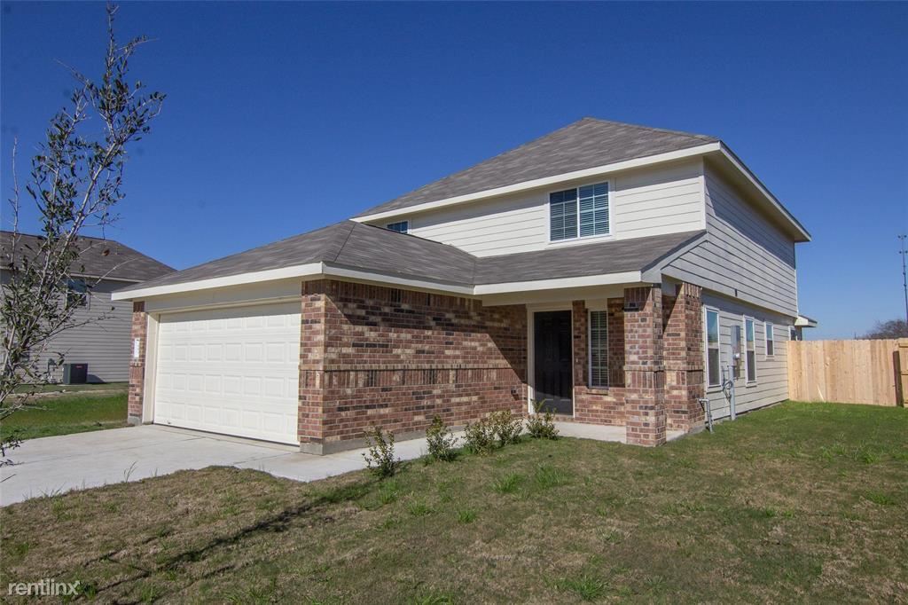 Primary Photo - 4 br, 2.5 bath House - 1005 Rice Dr