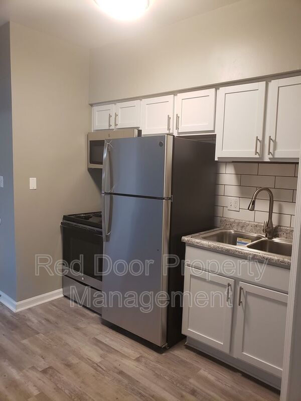 1329 E Market St Unit 4, Indianapolis, IN 46202 Condo for Rent in