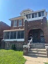Building Photo - 3266 Pasadena St