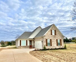 Building Photo - 101 Carolina Cir