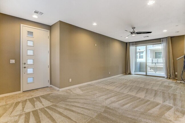Foto del edificio - 11231 Hidden Peak Ave