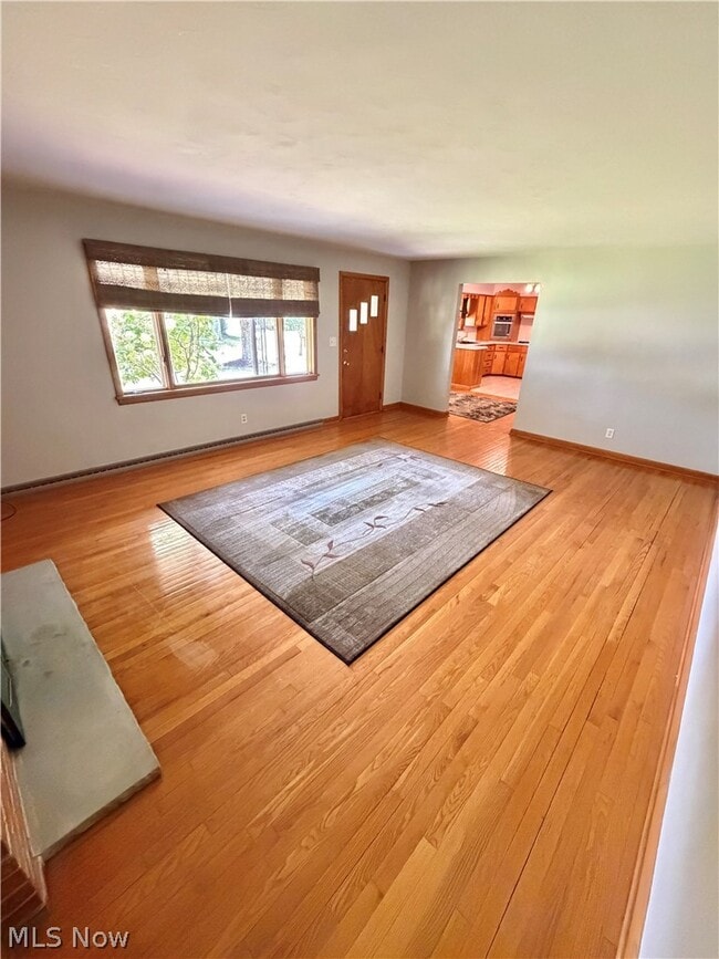 Building Photo - 32 Orchard Dr