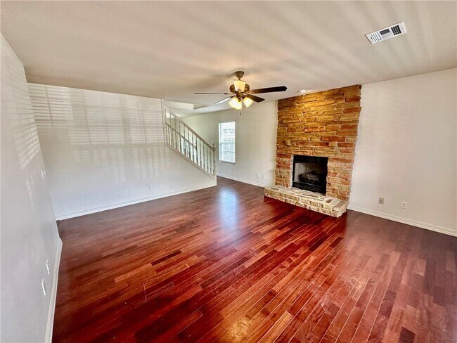 Building Photo - 5217 S 62nd St