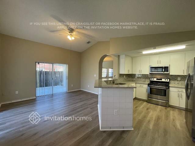 Building Photo - 5035 SW 154th Ct