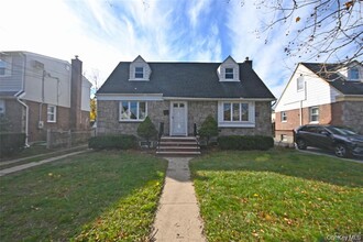 Building Photo - 1047 N 7th St