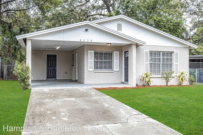 Foto del edificio - 3 br, 2 bath House - 4110 E COMANCHEE AVE